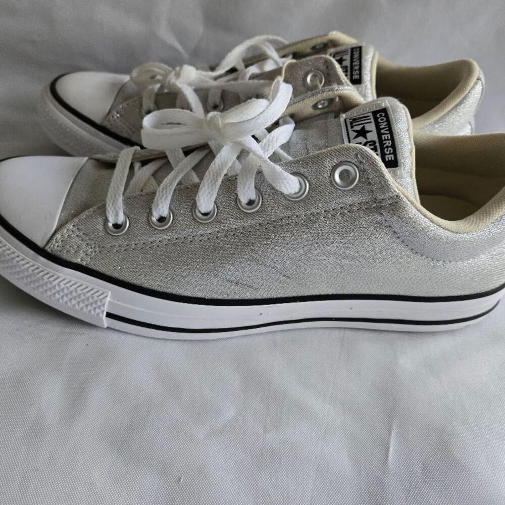 Converse Street Low Top Lurex Shine Sneakers -Silver Mens 9 / Womens 11 NEW - Picture 2 of 5
